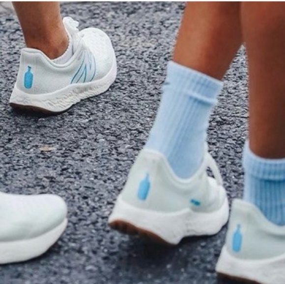 Blue Bottle Coffee X Fresh Foam 1080v12 - Limited Edition Running Sneaker - Picture 6 of 16